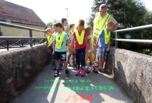 EVROPSKI TEDEN MOBILNOSTI POHOD Z OTROKI  07  FOTO ARHIV VRTCA